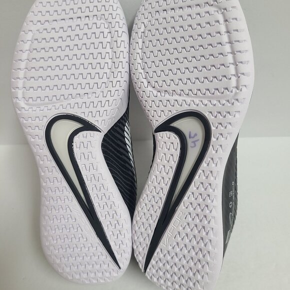 Athletic_Shoes